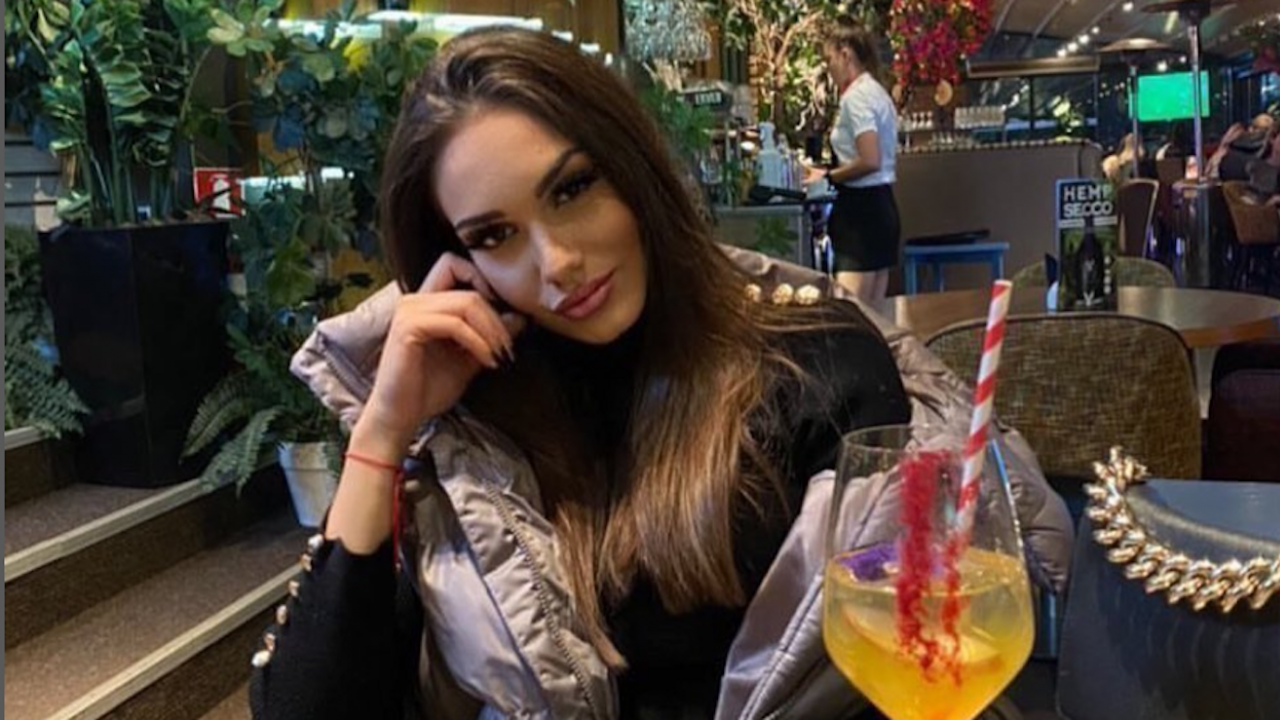 Дъщерята на Фънки се оказа силиконова красавица