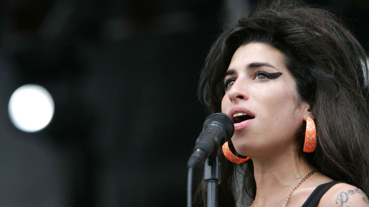 Групата на Ейми Уайнхаус с концерт в София