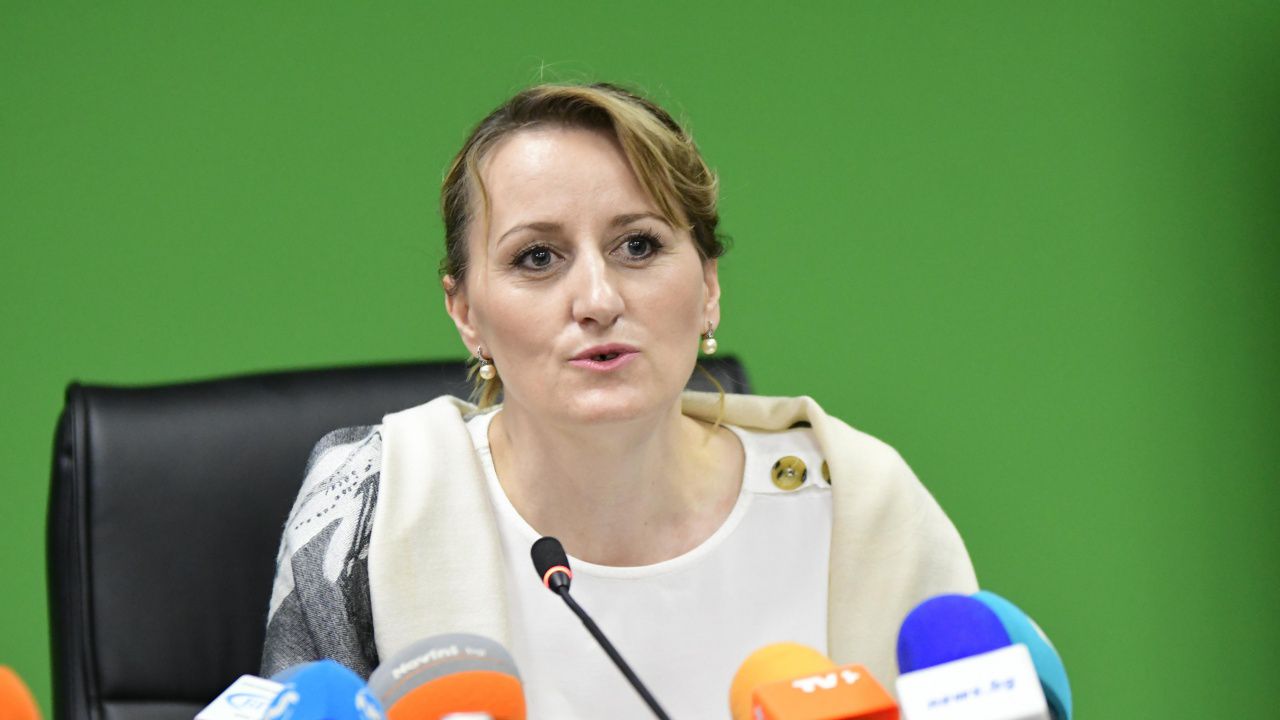 Росица Карамфилова: Пътят към намаляване на замърсяването с пластмаса са продуктите за многократно използване и рециклиране