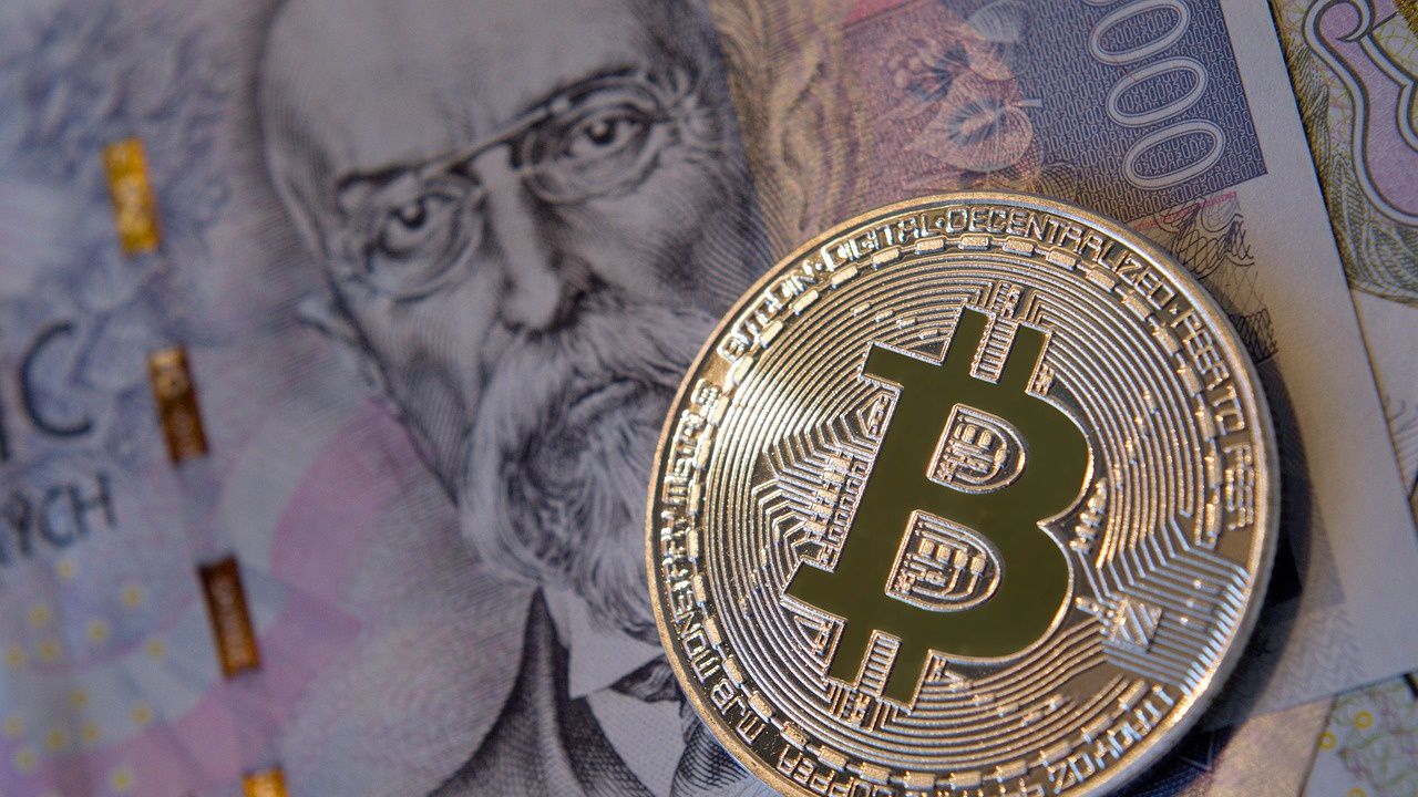 Биткойнът достигна месечен връх от близо 48 000 долара в днешната търговия