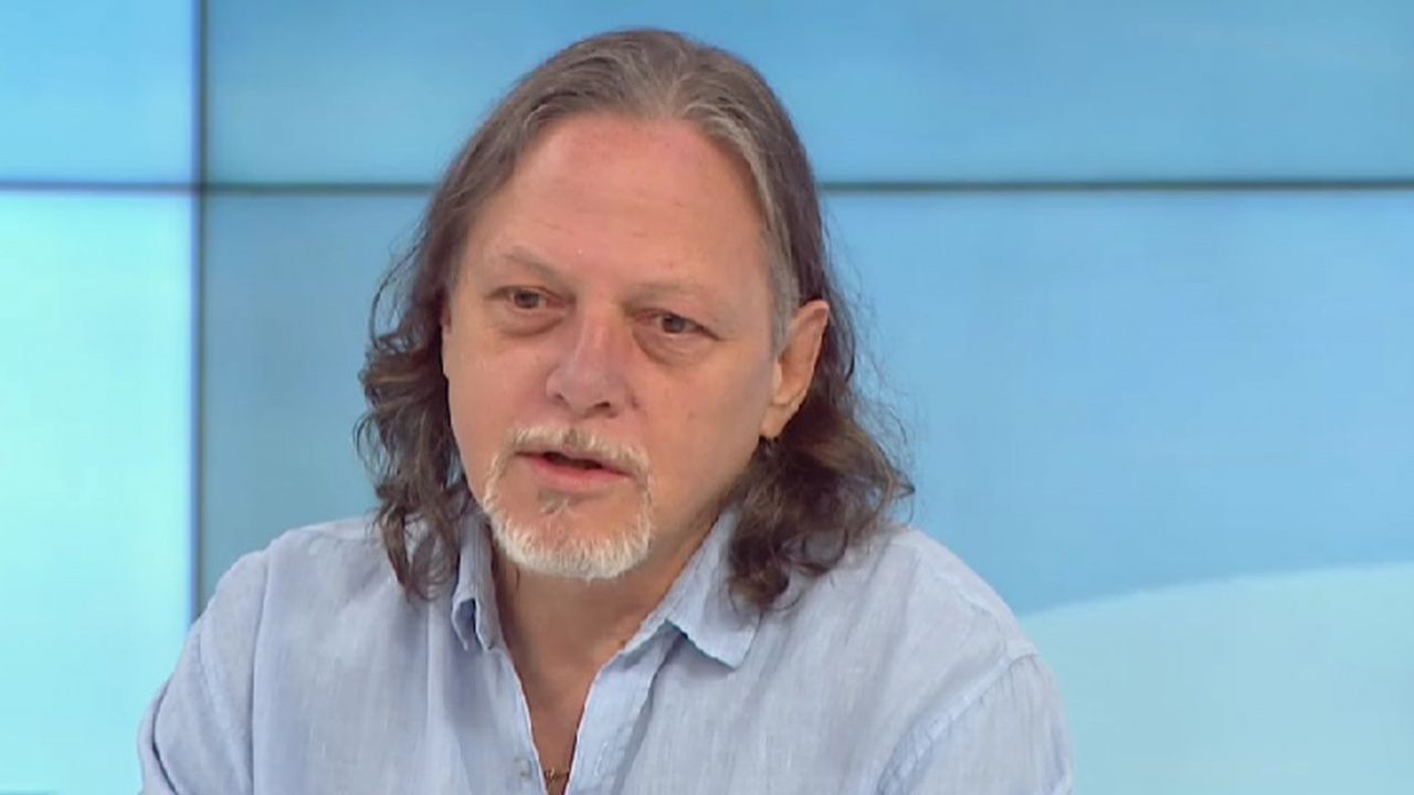 Алгафари: Трябва да има много мощна оставка в БСП,  идеалният вариант е правителство на малцинството