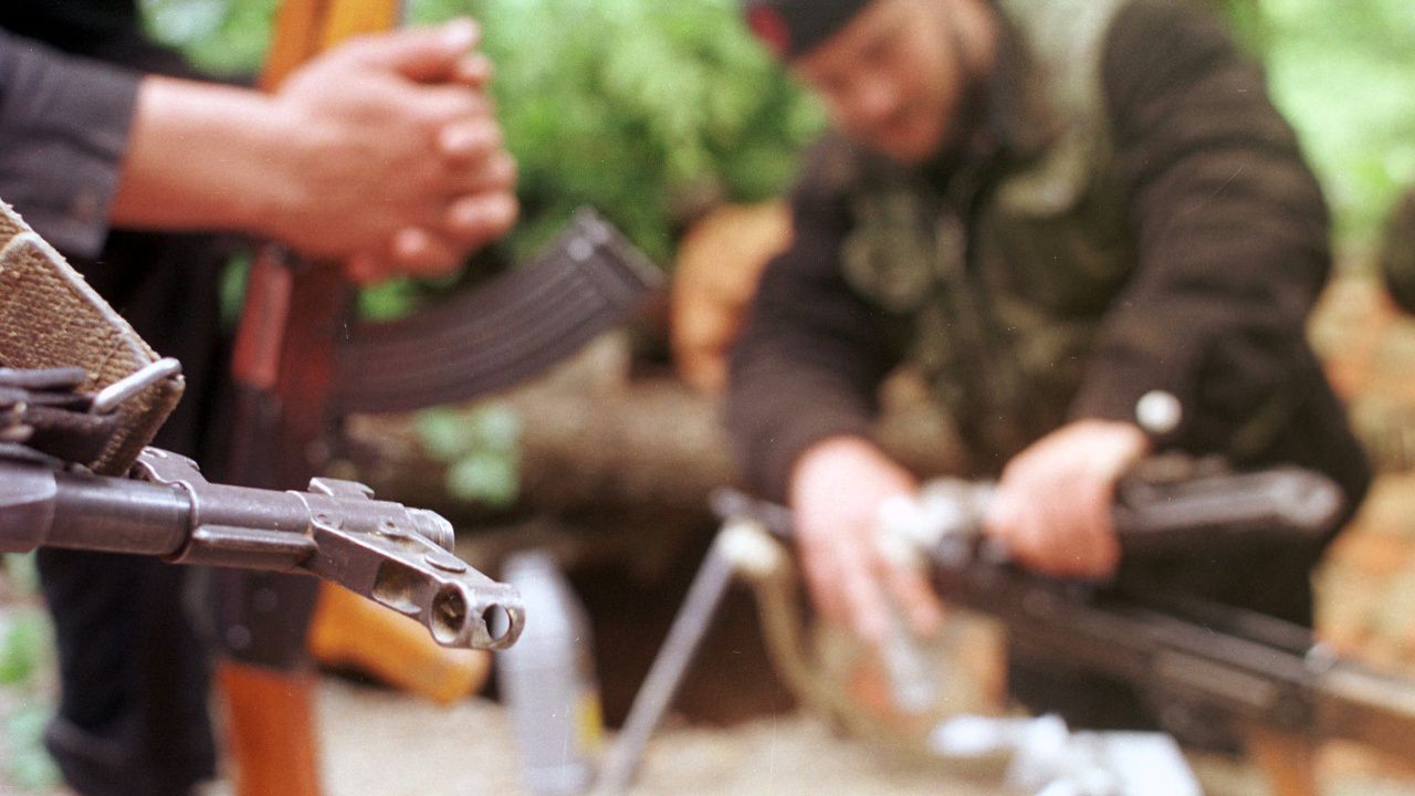 Сръбската армия предложи на Вучич да въведе задължителна военна служба