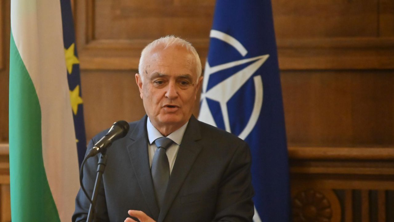 Атанас Запрянов ще открие новата полоса за излитане и кацане в Трета авиационна база в село  Граф Игнатиево