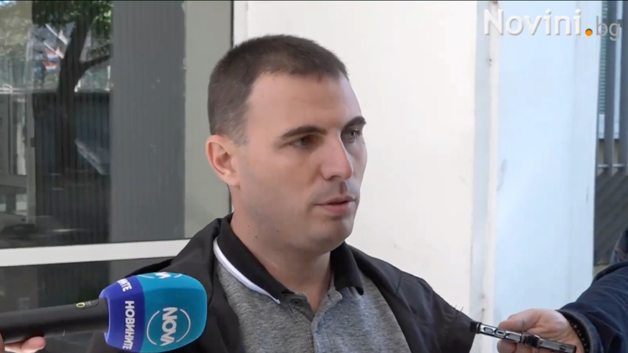 Хванаха 15-годишно момиче да продава дрога до училище в София