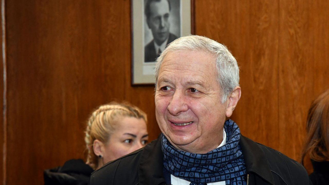 Проф. Огнян Герджиков: България няма нужда от продължаване на политическата криза