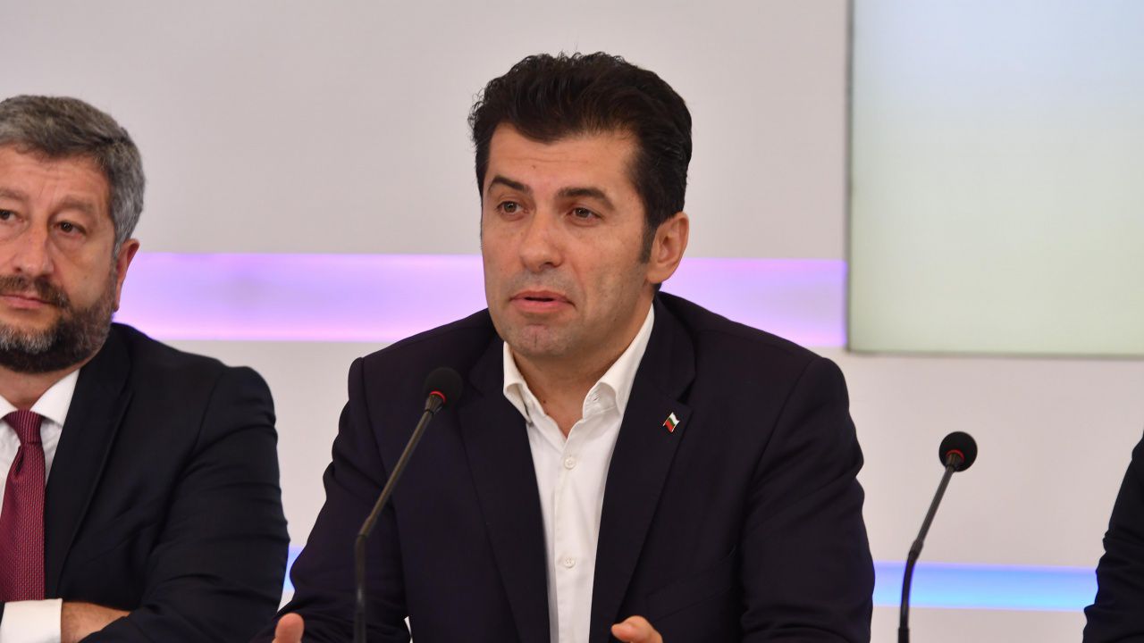 Петков за Комисията за евросредствата: Опитите на ГЕРБ да дискредитират кабинета Денков в навечерието на местните избори и ротацията ще продължат