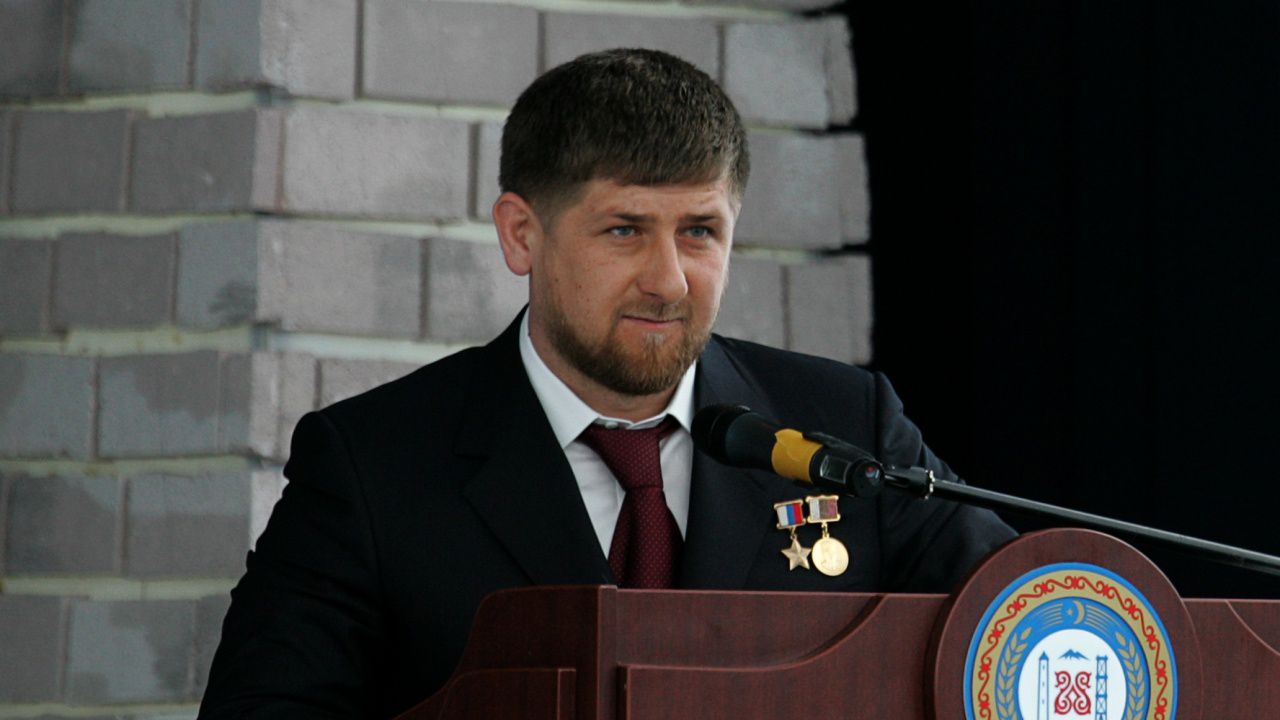 Няма да разследват сина на Рамзан Кадиров за побоя над затворник