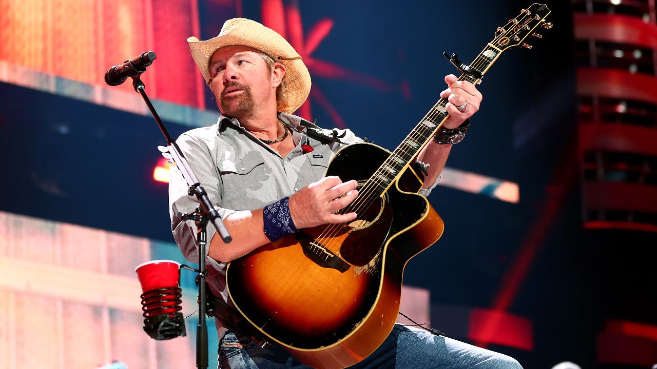 Звездата на кънтри музиката Тоби Кийт почина на 62-годишна възраст