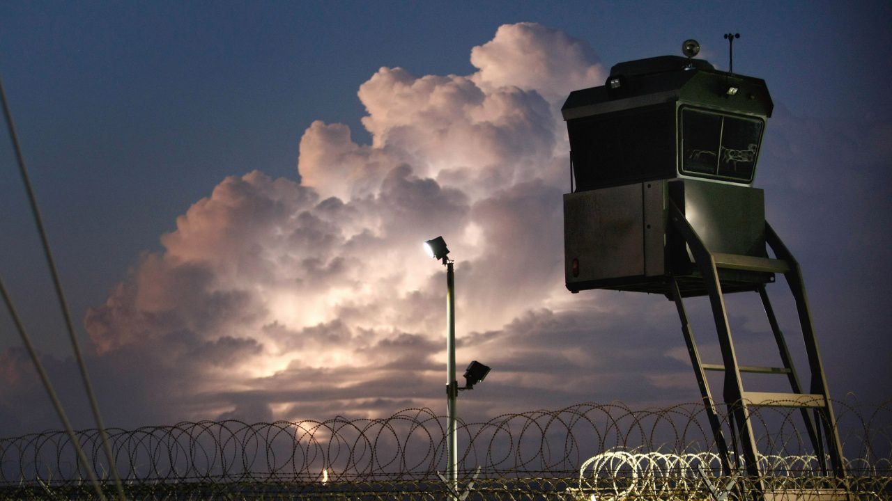 Психичноболният, отвлякъл две деца в Дупница, е задържан за 24 часа