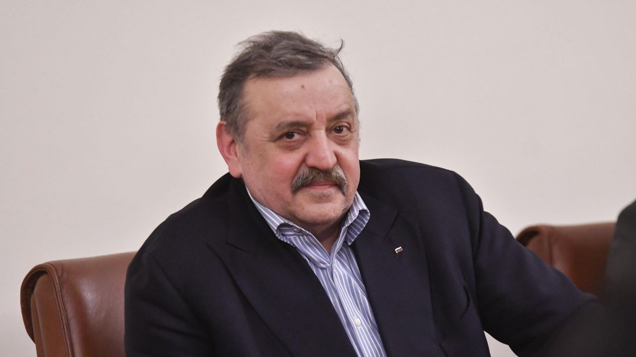 Тодор Кантарджиев: Първите случаи на грип са през ноември, проветрявайте