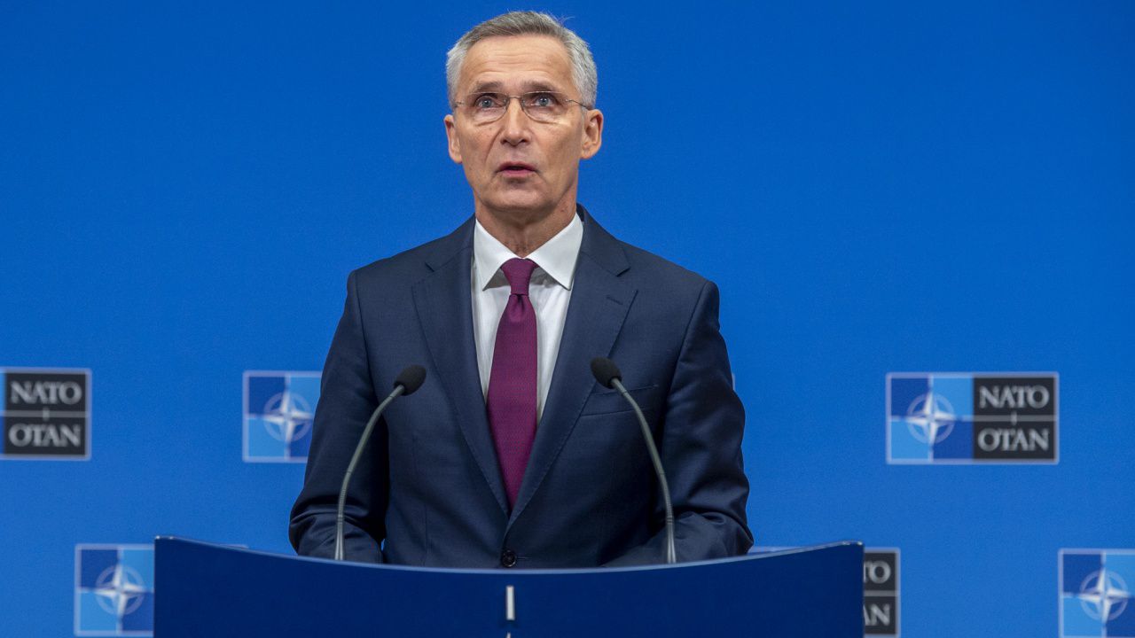 НАТО обеща да продължи да предоставя на Украйна важна военна и икономическа помощ