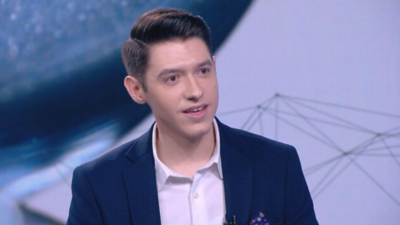 Един човек с 45 гласа – българският феномен Петър Байков