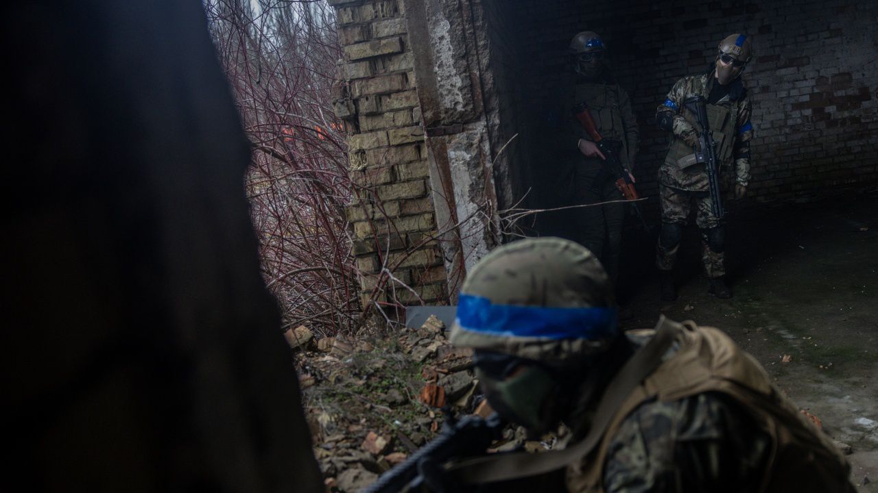 Зеленски и Писториус посетиха обучаващи се в Германия украински войници