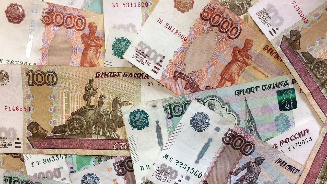 Руската рубла се стабилизира след една бурна седмица