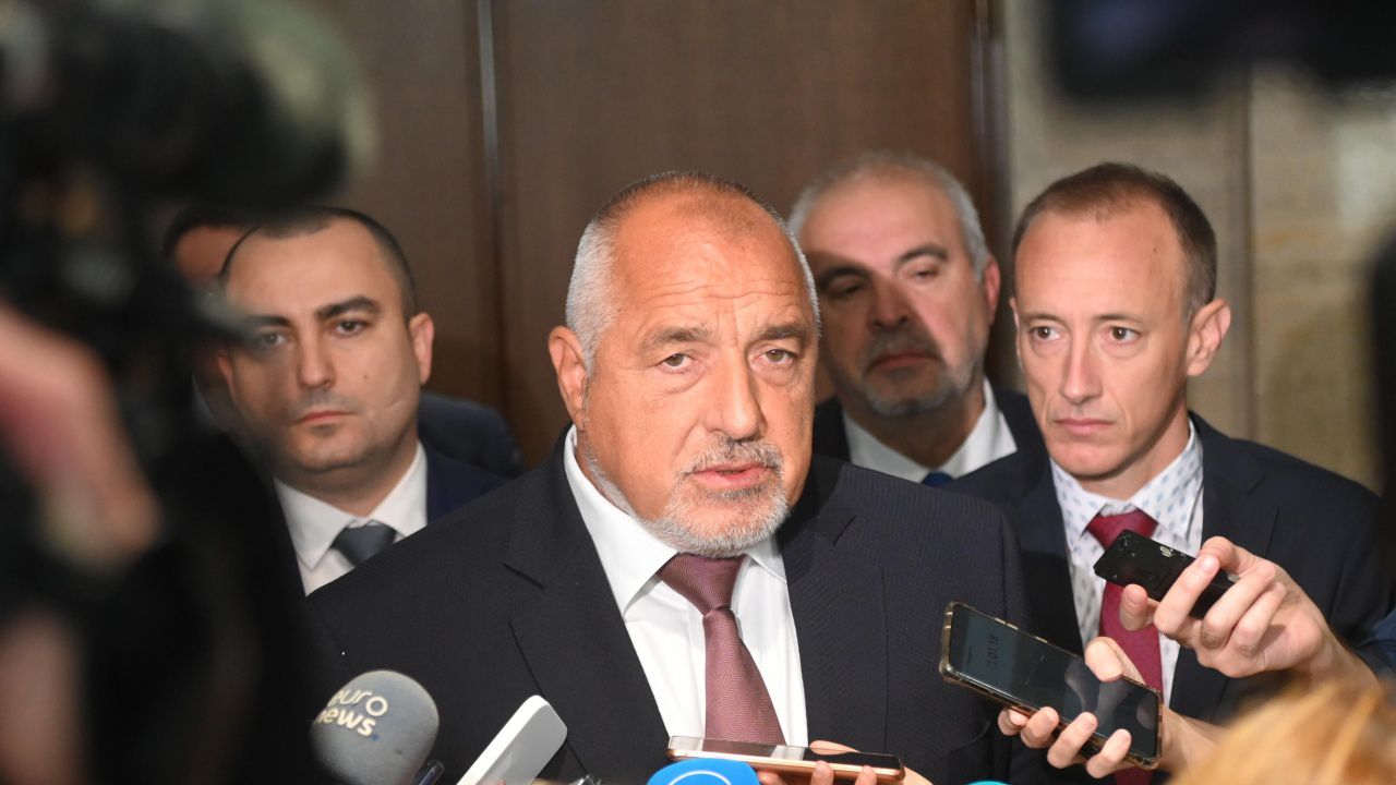 Ето кога Борисов решава дали вади ГЕРБ от сглобката с Кирил Петков и ПП-ДБ