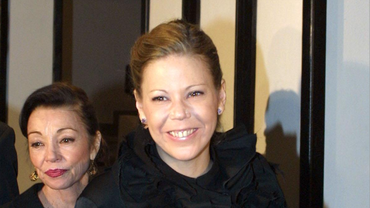 Калина Сакскобургготска търсела папагала си, спряла да хапне в хотел преди инцидента