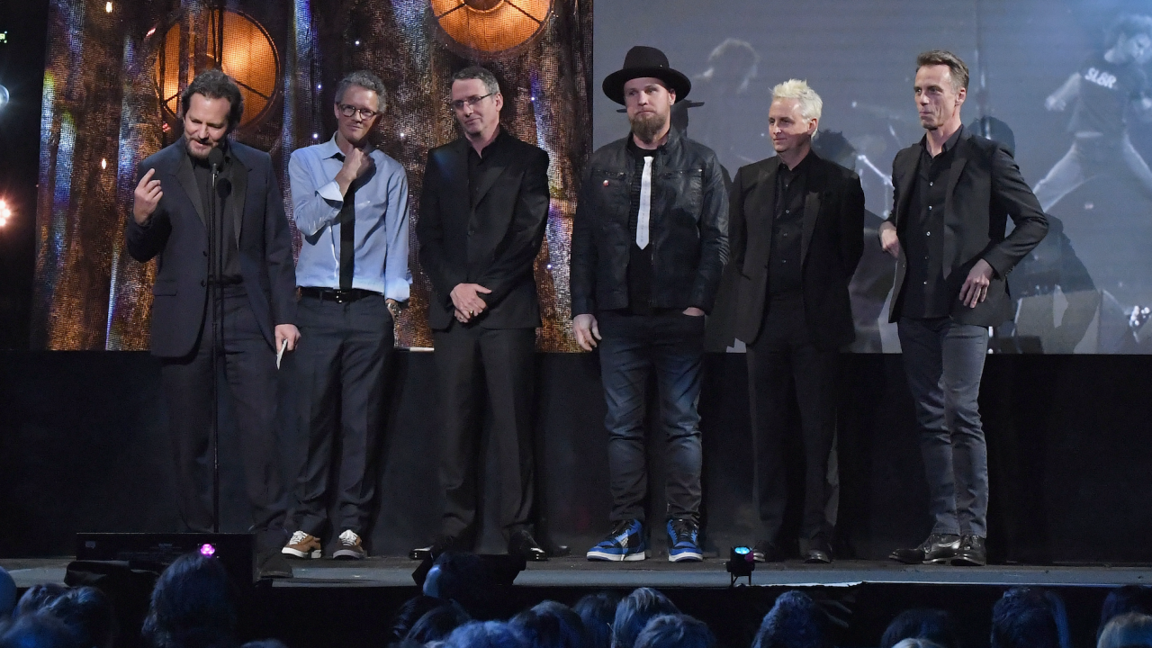 Pearl Jam обявиха премиерата на нов албум през април 2024 г.