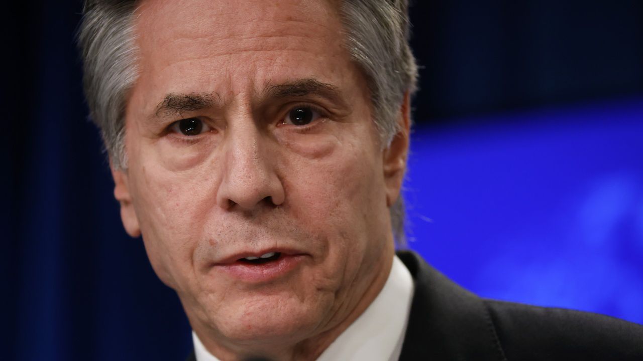 Блинкън: САЩ усилено преговарят за пауза в сраженията между Израел и "Хамас"