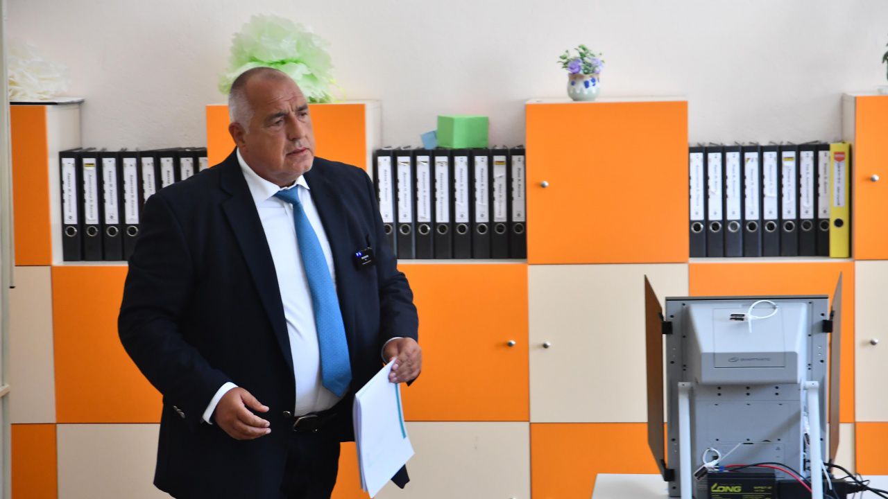 Във Фейсбук: Борисов с първи коментар след изборната победа