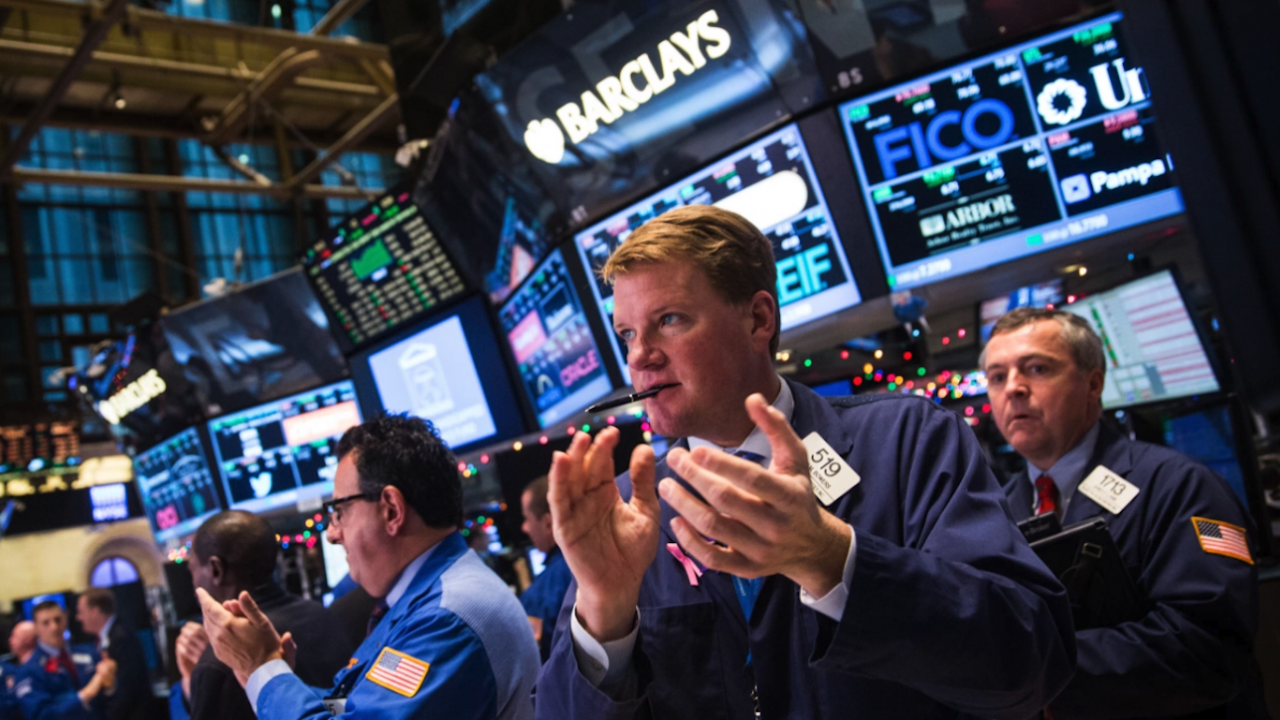 Уолстрийт стартира днешната търговия с повишене на индексите