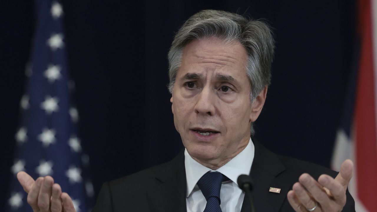 Блинкън е в Кайро за разговори за спирането на огъня в Газа