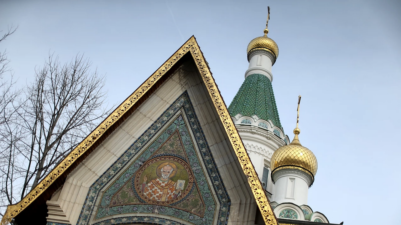 Борисов, Петков, Пеевски и Мирчев със сигнал до Главния прокурор за Руската църква