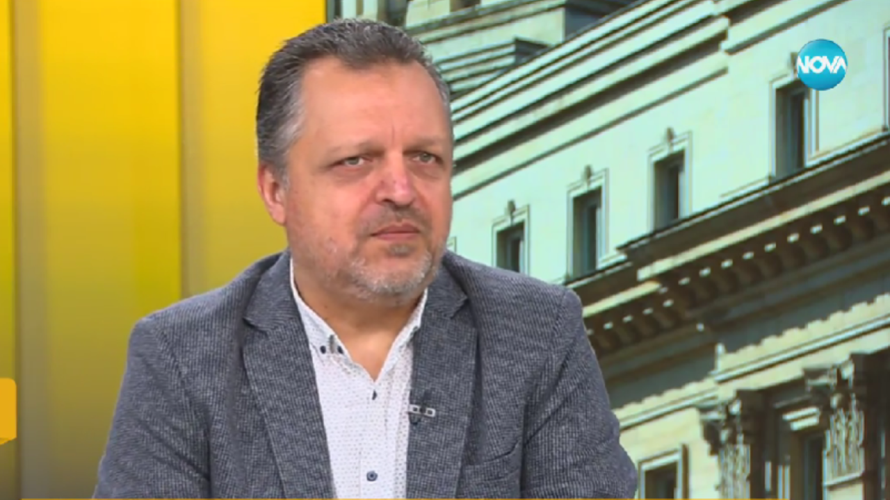 В държавата текат два големи процеса