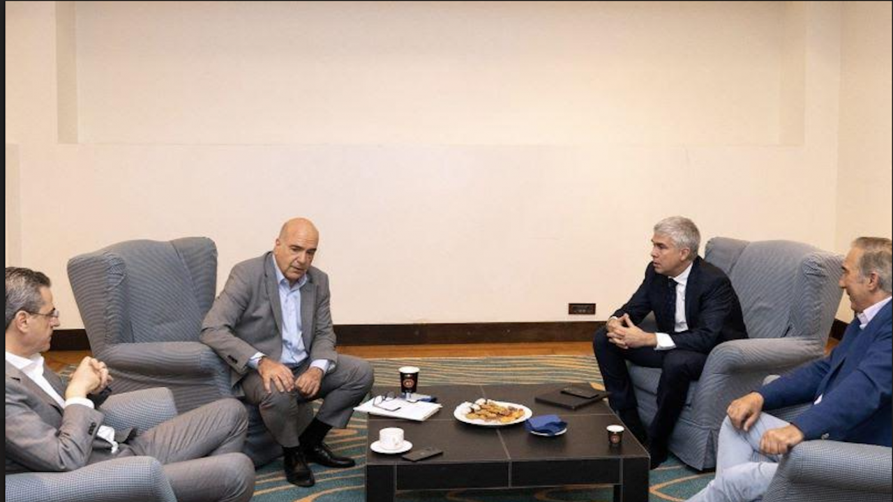 Министър Малинов настоя за решителни и спешни мерки за въвеждане на терминала за втечнен газ до Александруполис в експлоатация