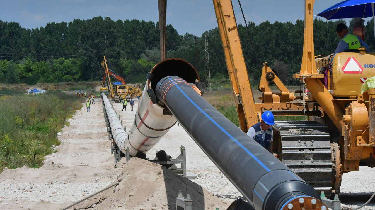 Вносът на газ в Румъния е спаднал с 45,6 процента през първите четири месеца на 2023 г.