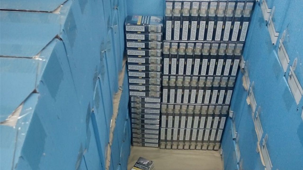Близо 203 000 къса недекларирани цигари задържаха митничaри
