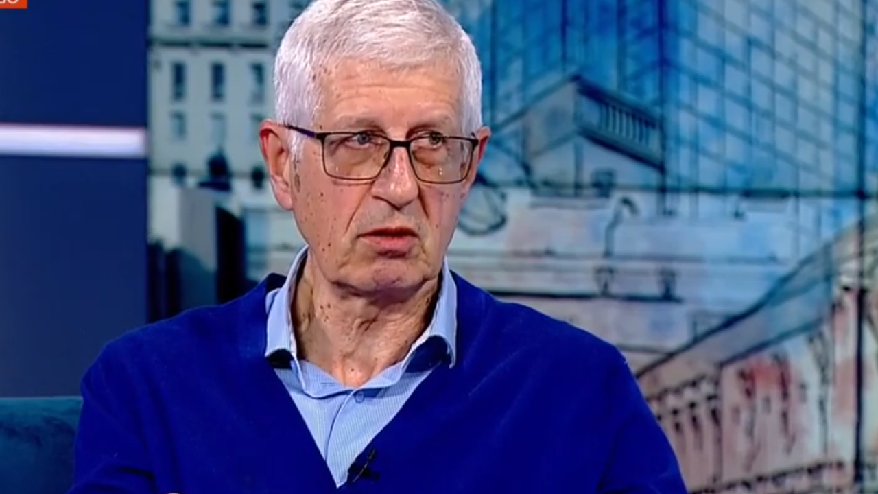 Румен Овчаров: Радев е приключила политическа фигура