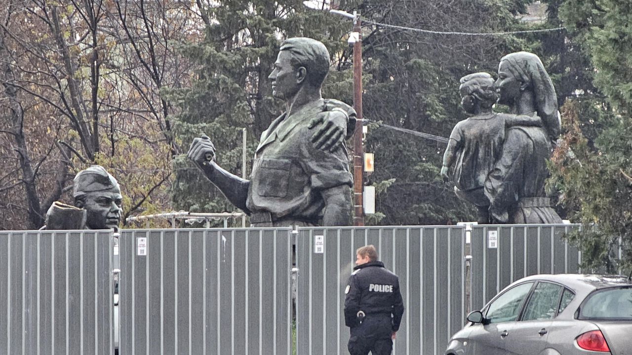 Трайчо Трайков предлага паметникът на Съветската армия да бъде преместен на Бузлуджа