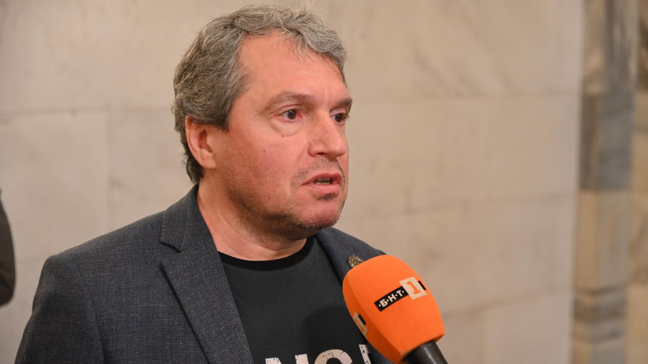 Опозицията има право да се упражнява с вотове на недоверие,