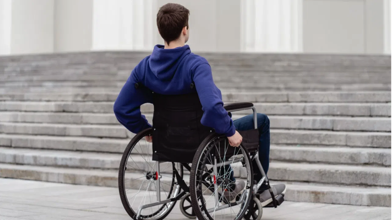 През 2025 г. МТСП ще финансира 54 проекта за достъпна жилищна среда за хора с увреждания