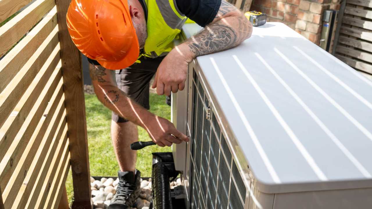 Подменят печките на твърдо гориво във Велико Търново