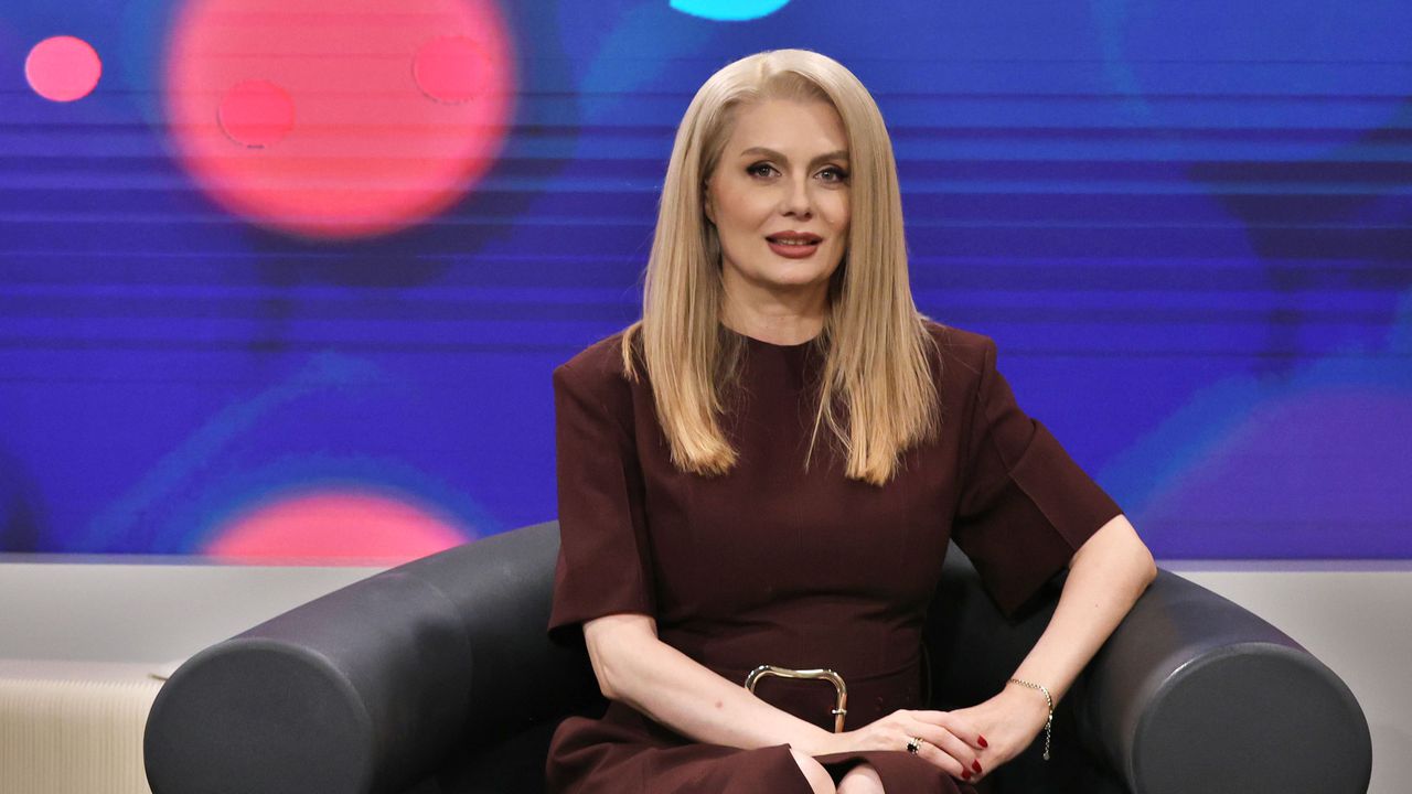 Венета Райкова е новото лице на „Преди обед“