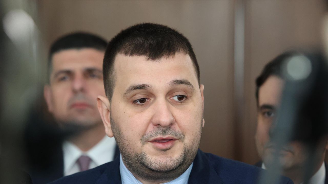 ПП-ДБ предлага решение на проблема със собствеността върху паркоместата