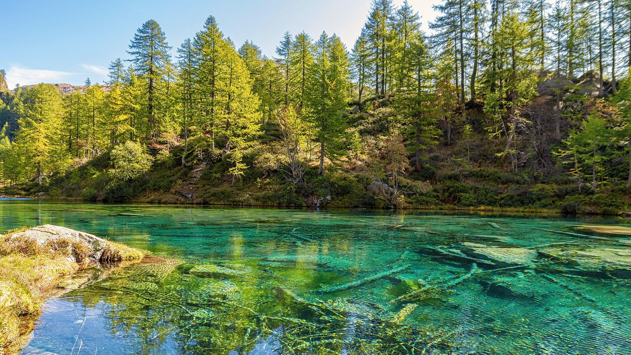 Едно от Смолянските езера пресъхна заради липсата на валежи