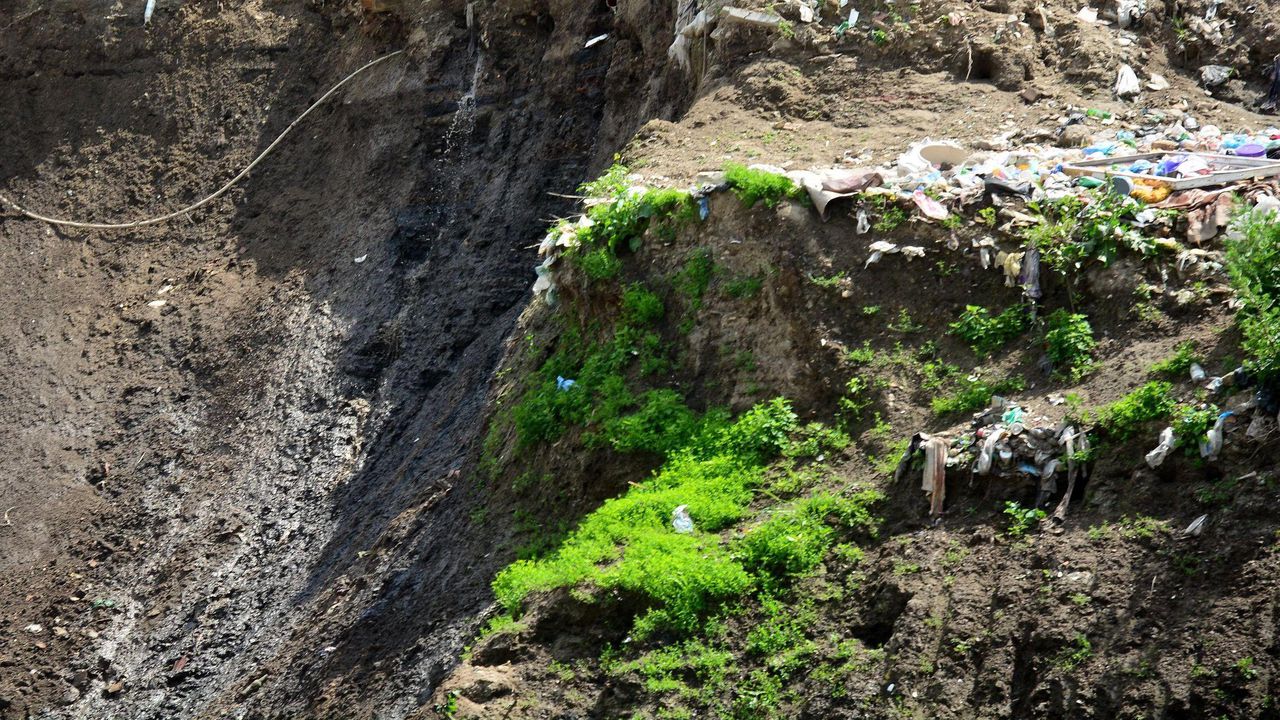 При свлачище в Кения загинаха 21 души