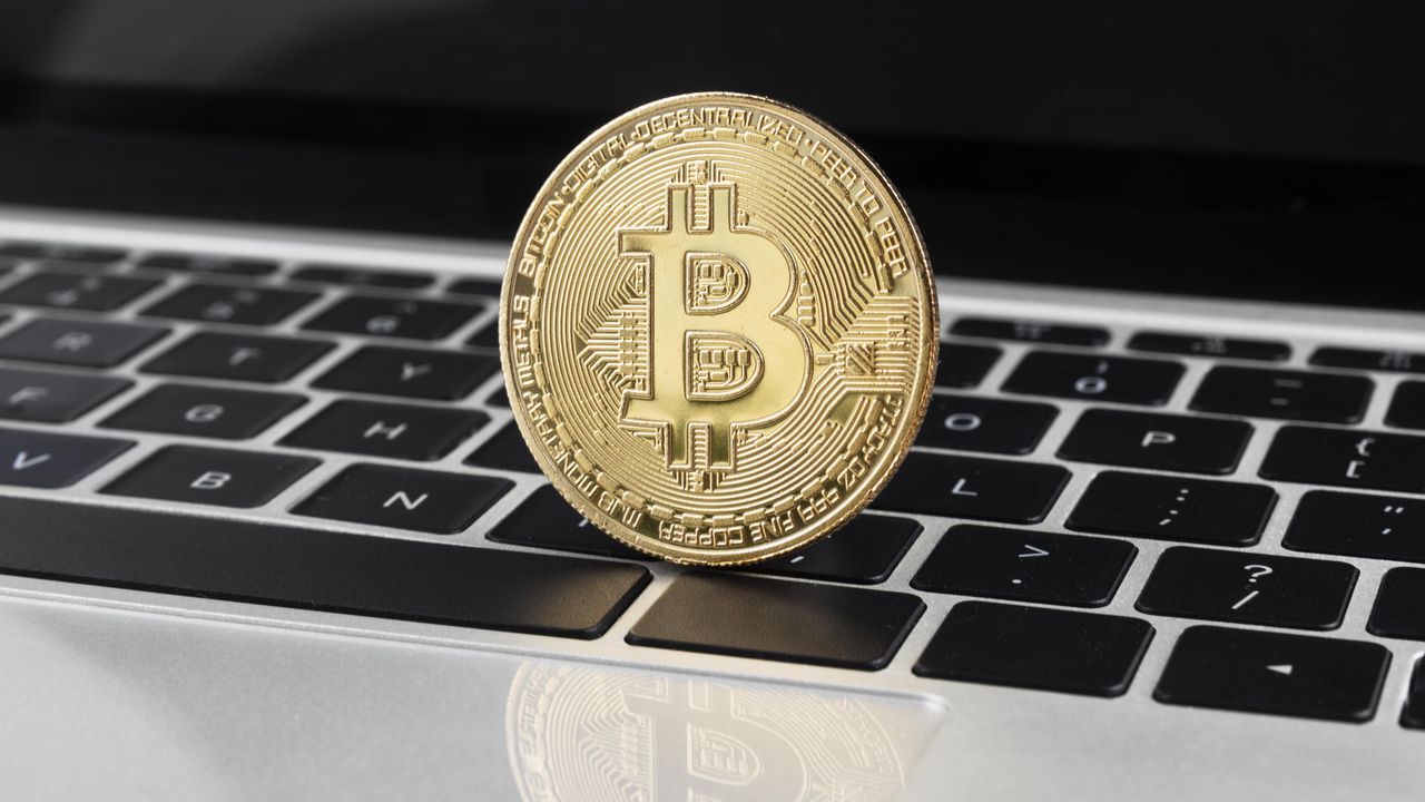 Разследващи от Германия и Швейцария разбиха онлайн схема за пране