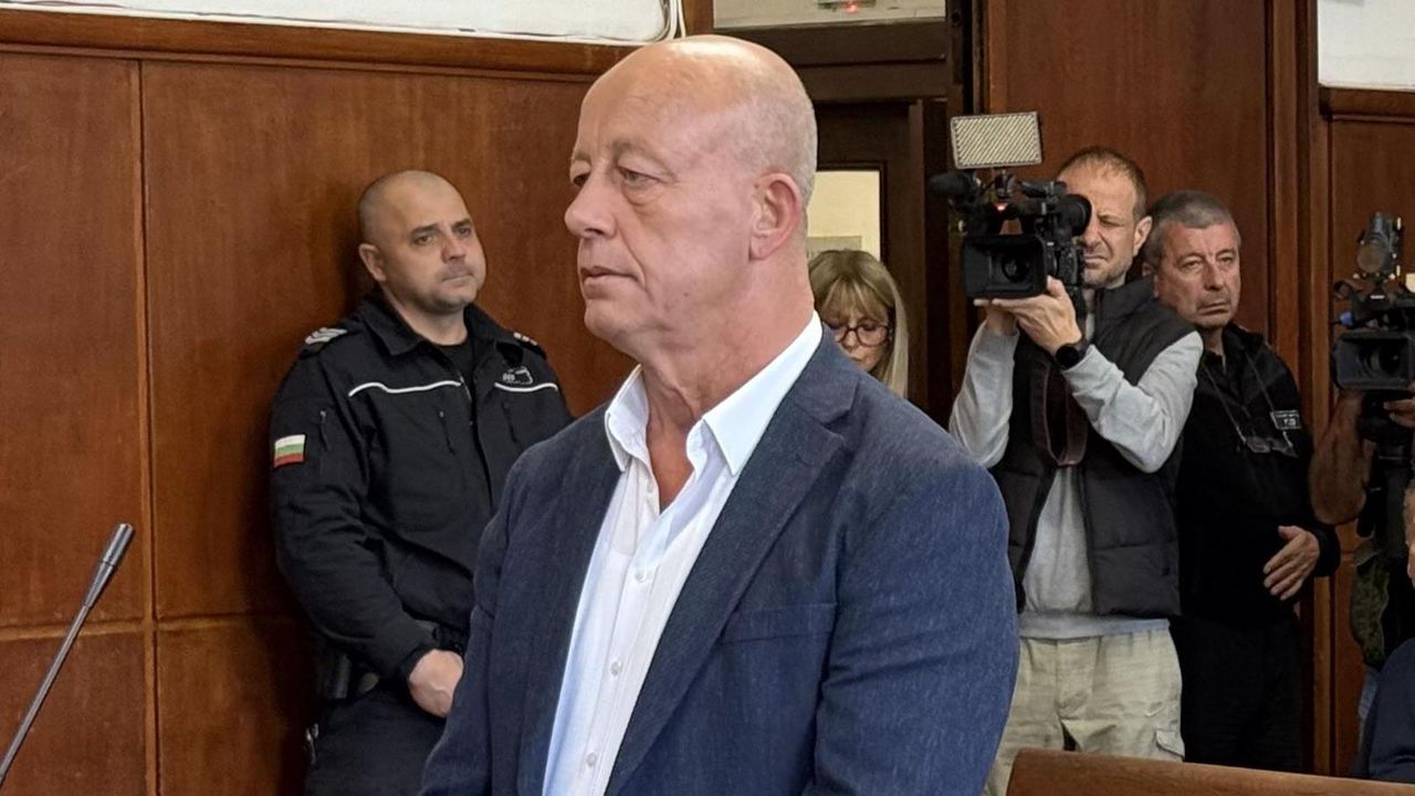 Искендер заяви, че таксата не е вдигана от 2019 г.