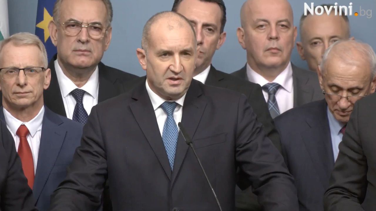 „Ако загубим младите хора, губим всичко“: Румен Радев отправи апел към всички родители