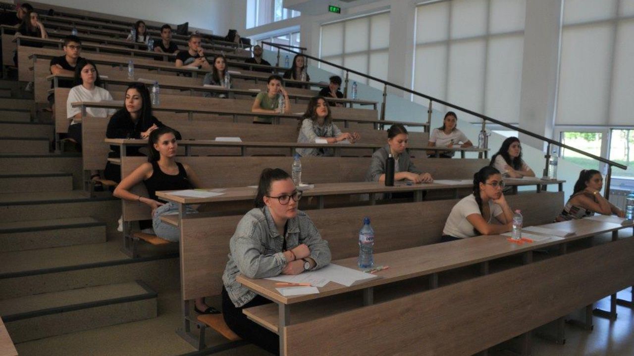 Бургаският университет обяви допълнителен прием за специалност "Медицина"