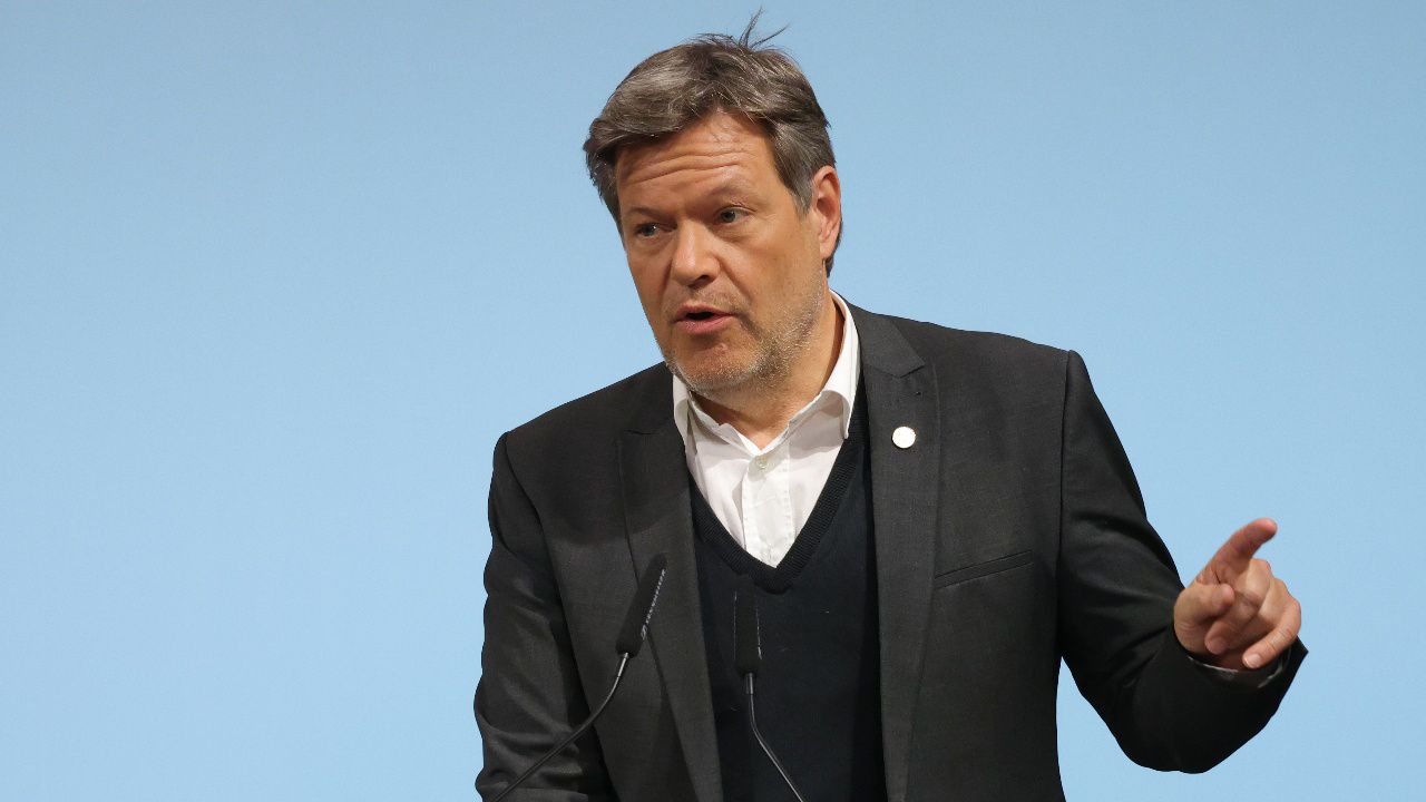 Германският вицеканцлер: Германия трябва да поеме лидерството в Европа след победата на Тръмп