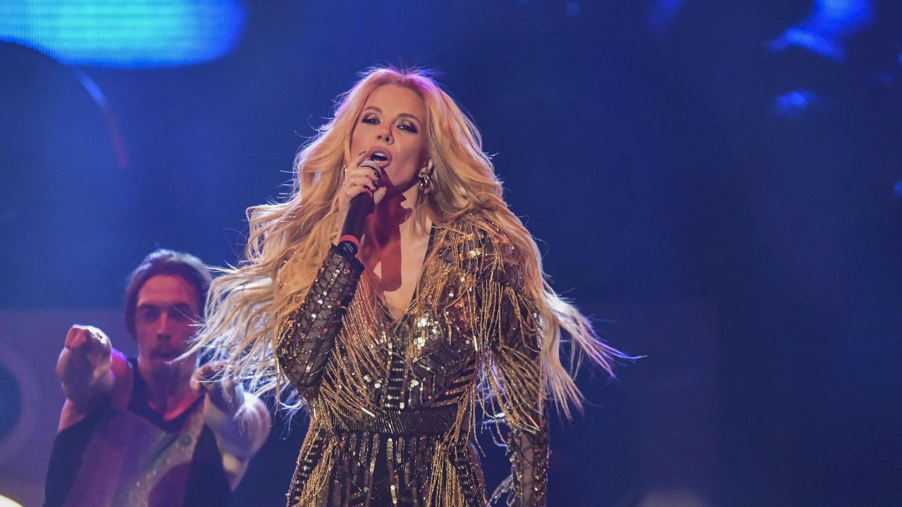 Емилия показа майка си, събра погледите с това видео