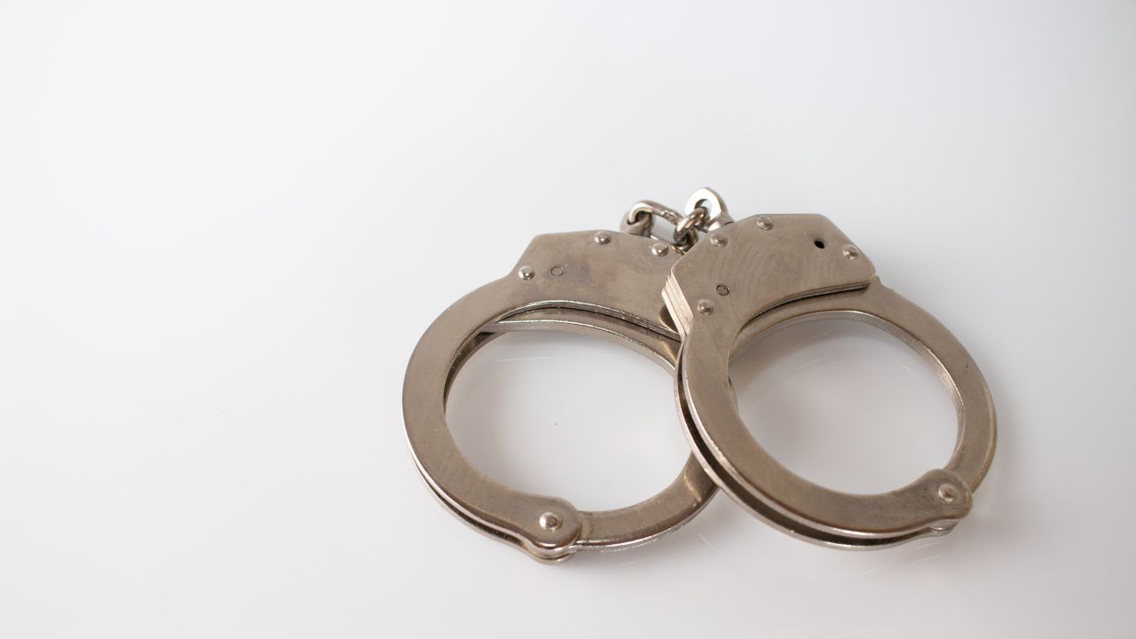 Задържаха 52-годишен за сексуални посегателства срещу непълнолетни