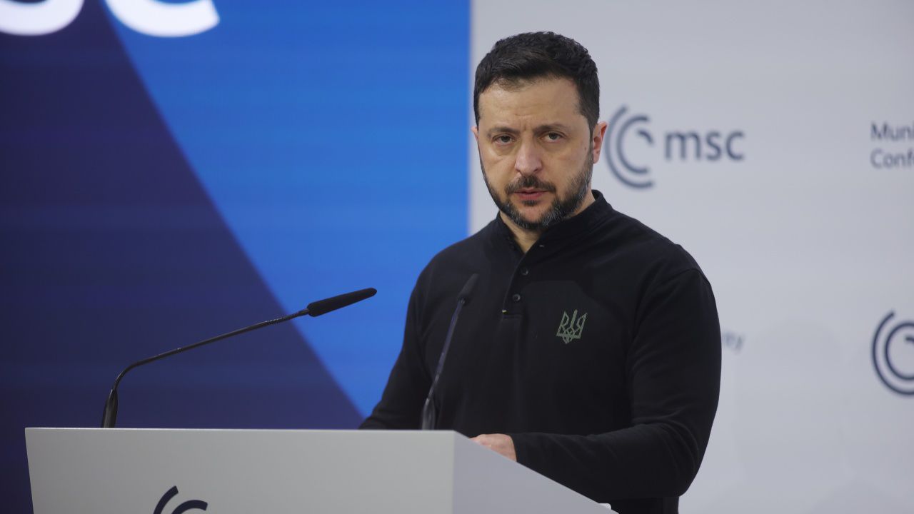 Зеленски: Европа трябва да разполага със собствени въоръжени сили, за да се защитава срещу Русия