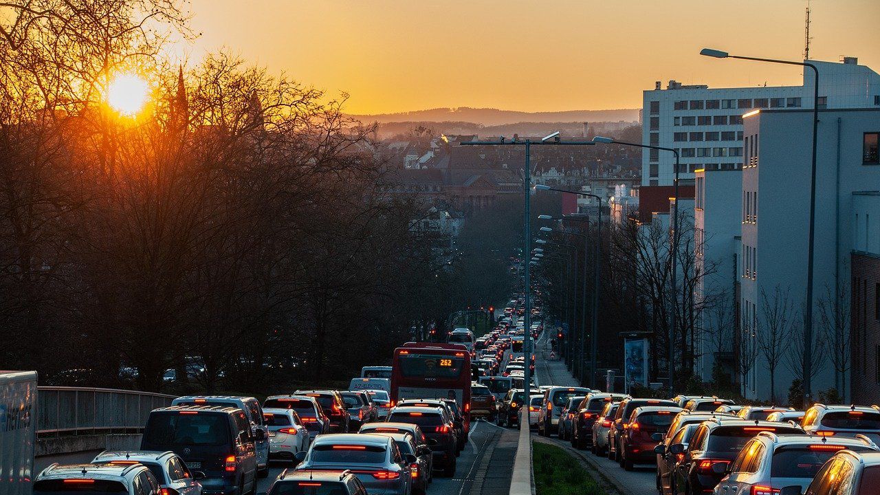 Пазарът на нови автомобили през ноември се свива в ЕС, но нараства в България