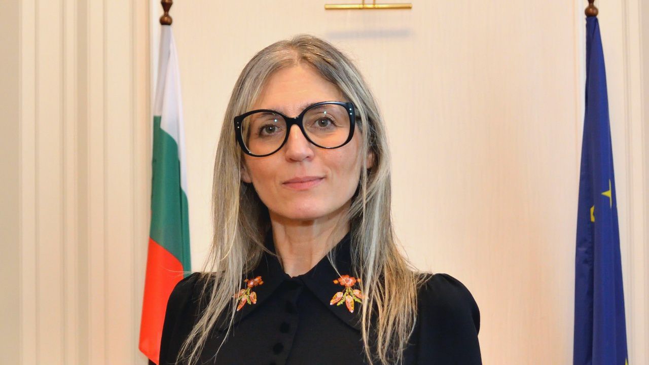 Красимира Стоянова: Започваме разговори с ресорните министерства за спешни мерки за облекчаване на трафика през граничните пунктове