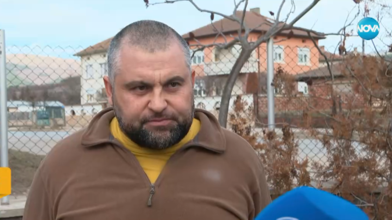 Жена обвини полицаи в насилие, свидетели: Тя беше агресивна